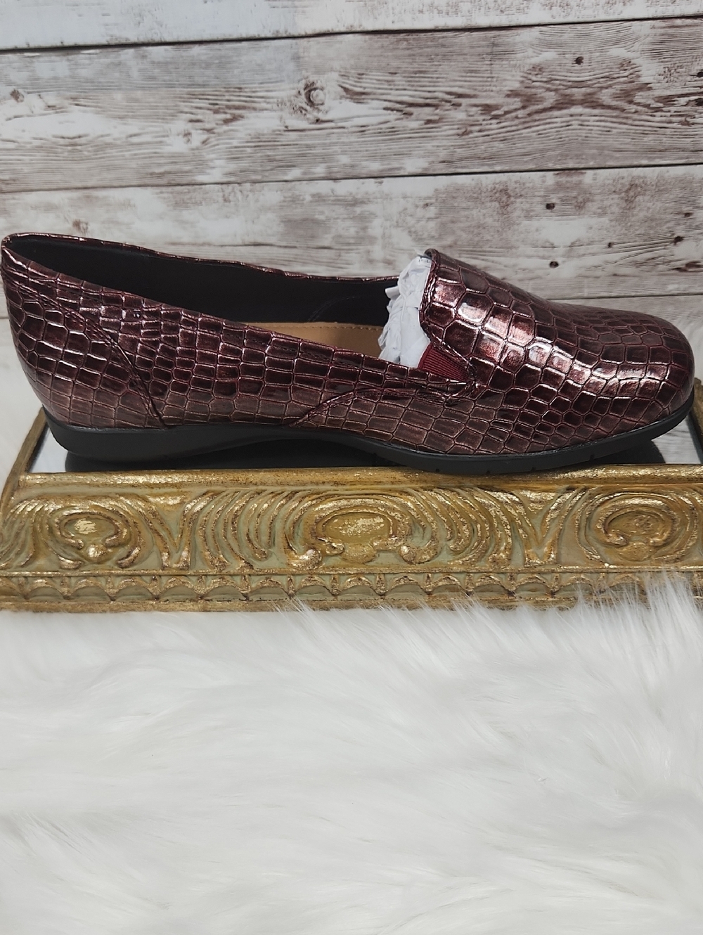 Comfortview Metallic Burgundy Croc-Embossed Slip-On Loafers